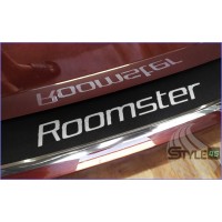 Наклейка на задний бампер Skoda Roomster